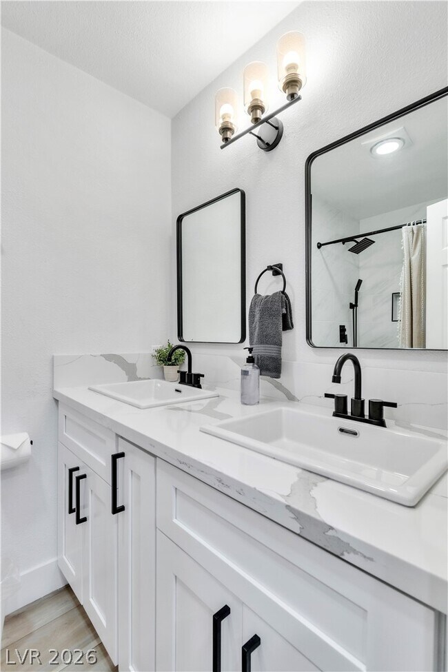 Building Photo - 3930 University Center Dr