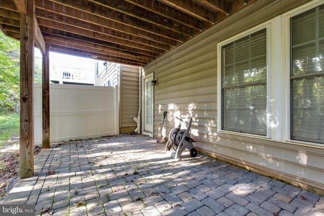 Building Photo - 1506 Penzance Way