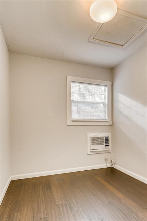 Building Photo - 701 Keasbey St