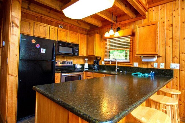 Building Photo - 3451 Emerald Way
