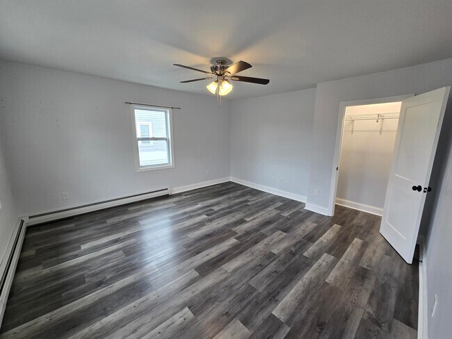 Building Photo - 22 South St