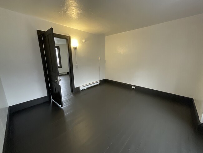 Building Photo - 649 W College Ave