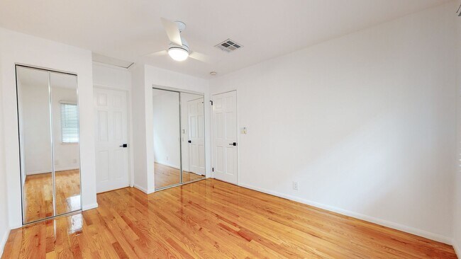Closet 1 - 10876 National Blvd