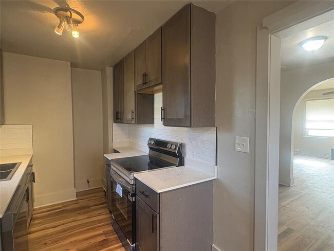 Building Photo - 1141 NW 43rd St