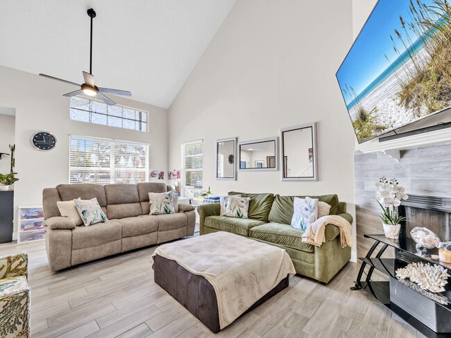 Building Photo - 1061 Quail Hollow Dr