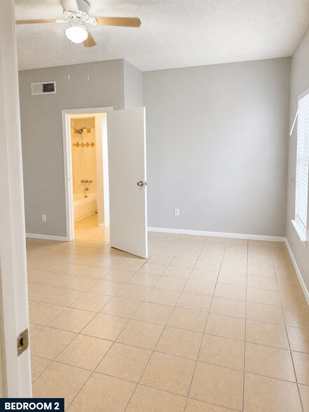 Bedroom 2 - 1305 E San Antonio Ave