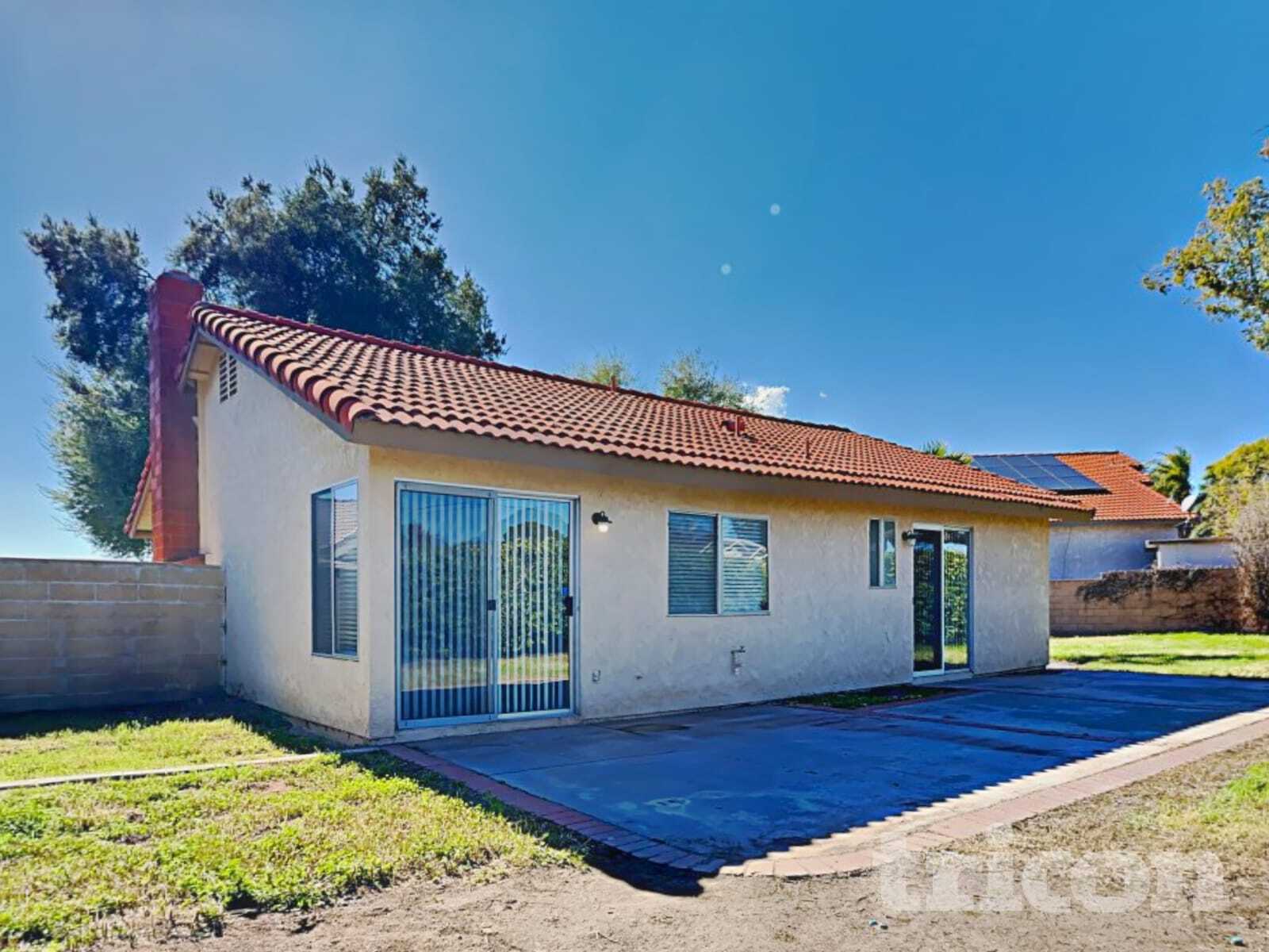Building Photo - 105 S Lamarr St