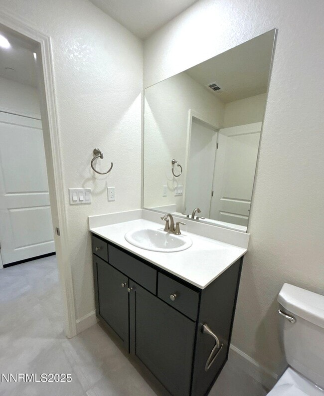 Building Photo - 904 Cascade Range Dr