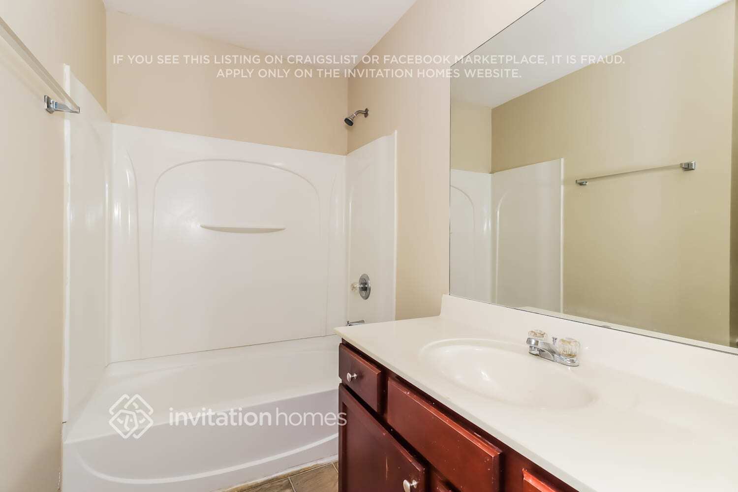 Building Photo - 5626 Grammercy