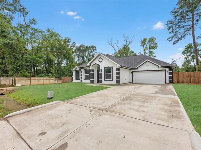 Building Photo - 14606 Half Cir