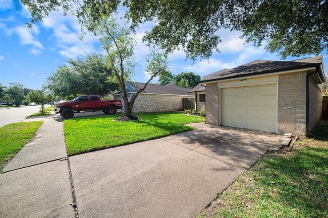 Building Photo - 13139 Vista Oro Dr