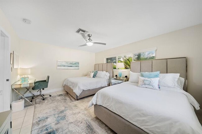 Building Photo - 4804-4806-4806 NE 21st Ave