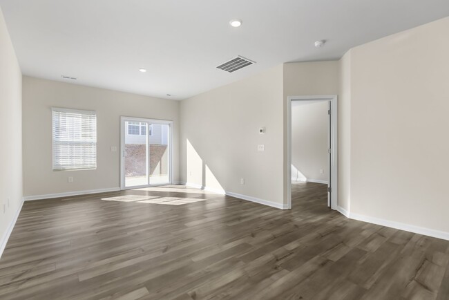 Building Photo - Brand-New 4-Bedroom/3-Full Bathroom Townho...