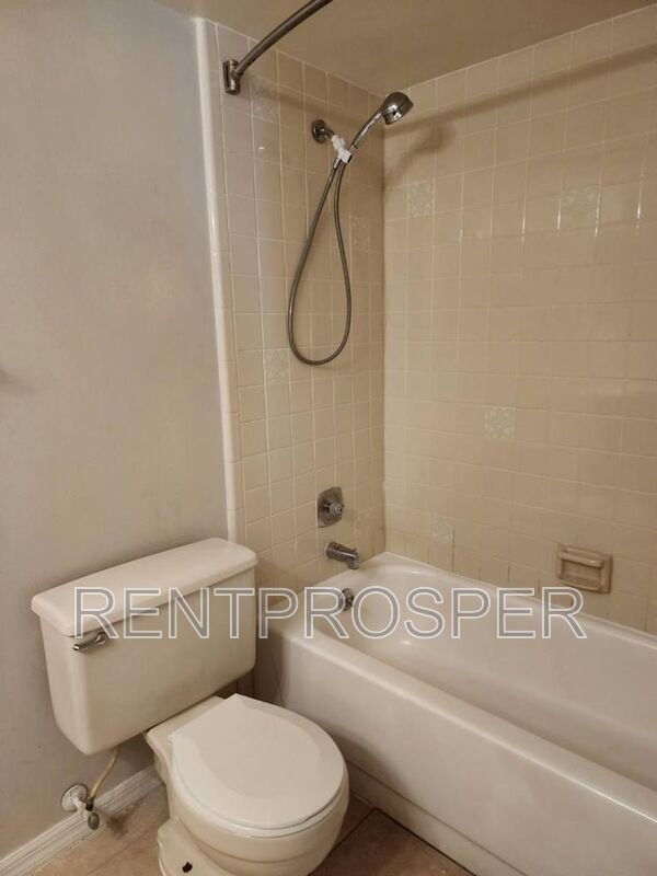 Building Photo - 3816 Sutters Mill Circle