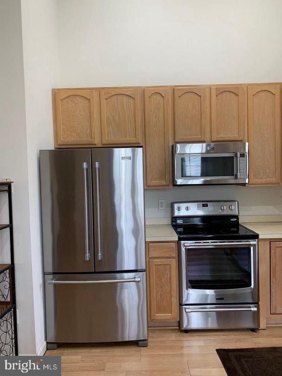 Building Photo - 26729 Bentley Pl