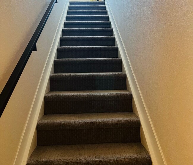 Building Photo - 3 Bed 3 1/2 Bath Townhouse in Denver's West Colfax Neighborhood