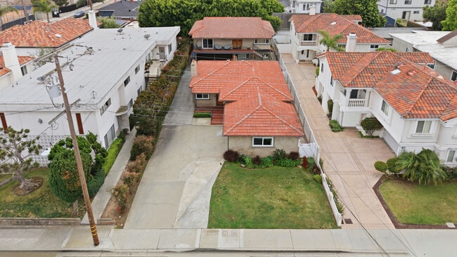 Building Photo - 2118 Ernest Ave
