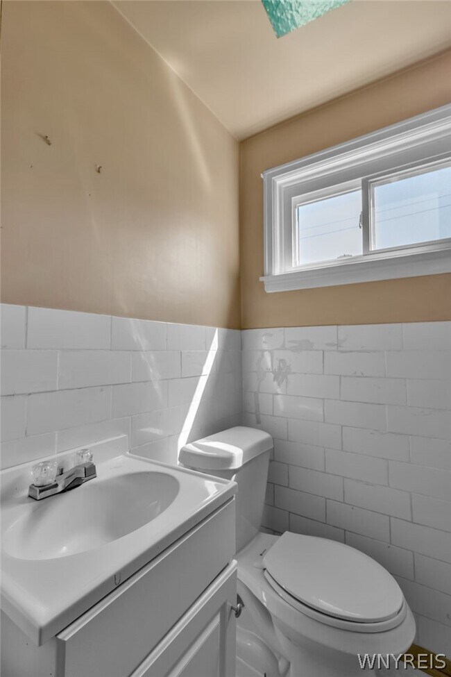 Building Photo - 4098 Bailey Ave