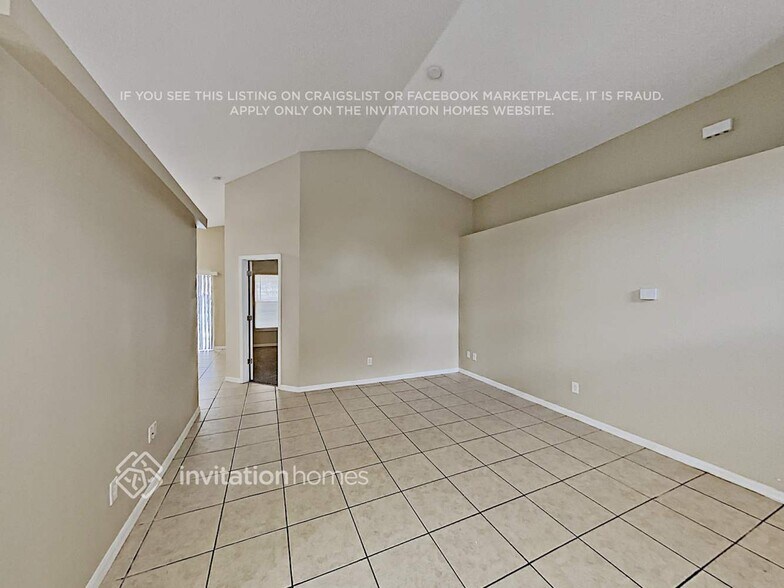 Building Photo - 16524 Golden Eagle Blvd