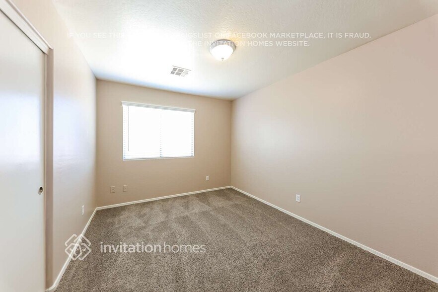 Building Photo - 15787 W Anasazi St