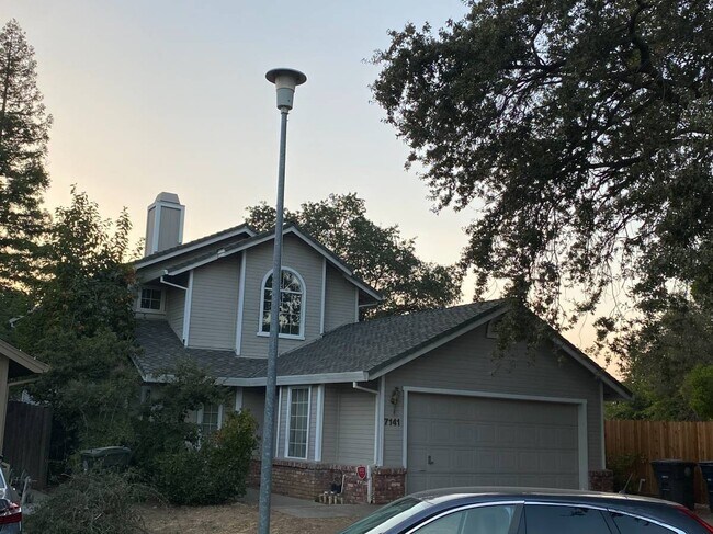 Building Photo - 7141 Twin Brook Ct