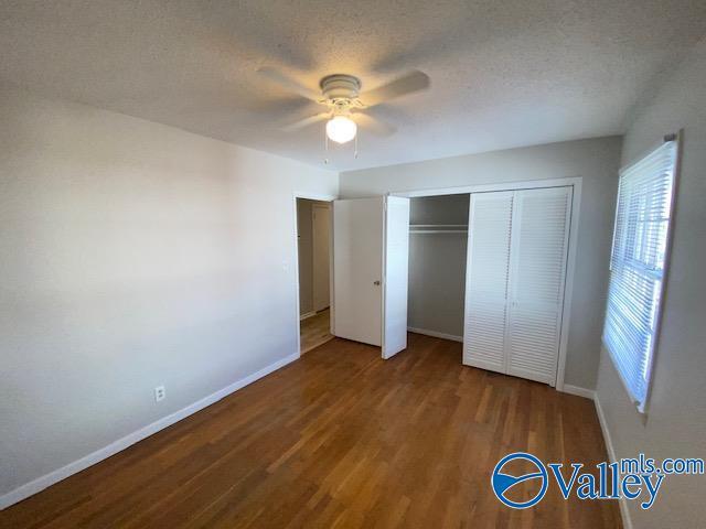 Building Photo - 706 Larry Dr