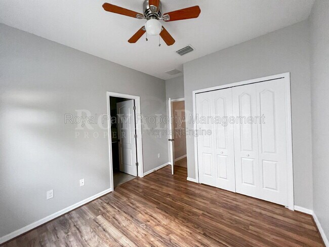 Building Photo - 9332 Via San Giovani St