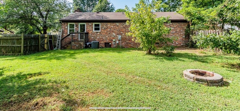 Building Photo - 3225 Hollyglen Ct