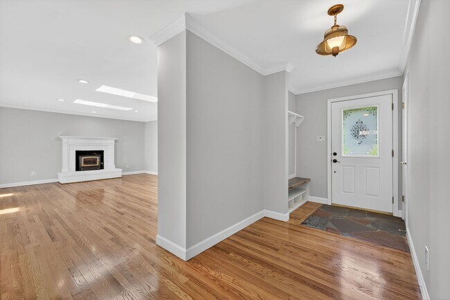 Building Photo - 23017 Timber Creek Ln