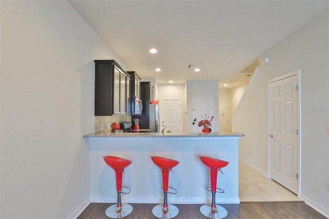 Building Photo - 9162 Hillcroft Dr