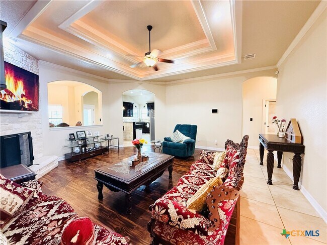 Building Photo - 6403 Flag Stone Dr