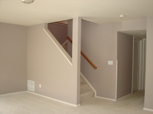 Building Photo - 1095 Scarlet Oak Dr