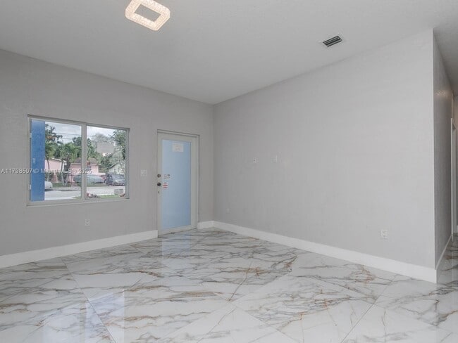 Building Photo - 1468 NW 51st St