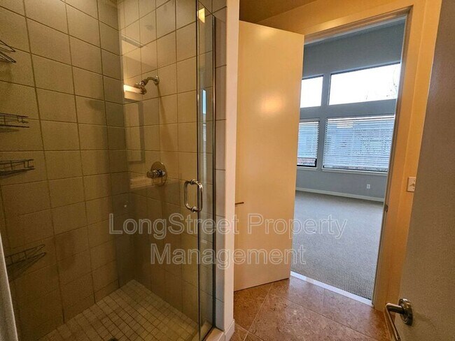 Building Photo - 2176 NW 16th Ave