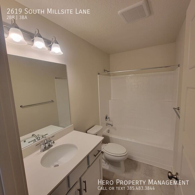 Building Photo - 2619 Millsite Ln