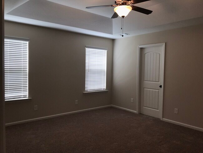 Building Photo - 9033 Brevard Rd