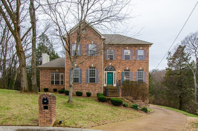 Building Photo - 605 Brelan Ct