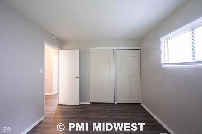 Building Photo - 4939 Katherine Dr
