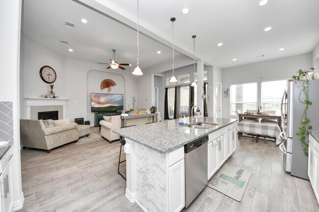 Building Photo - 3902 Cantone Grotto Ct