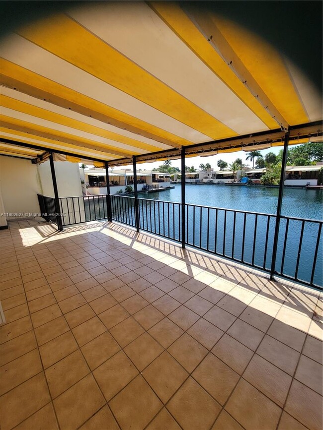 Building Photo - 15504 Sharpecroft Dr