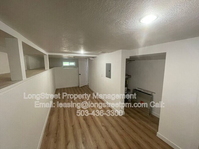 Building Photo - 4514 NE 18th Ave