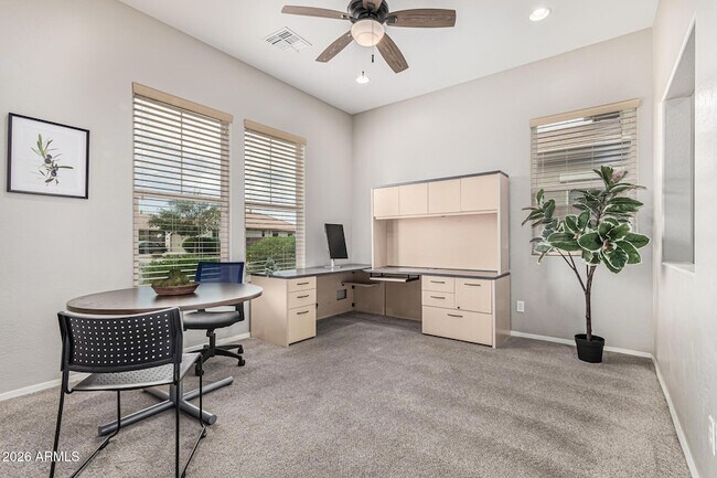 Building Photo - 7657 S Debra Dr