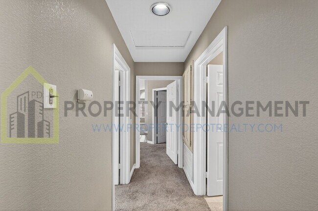 Building Photo - Spacious 3-Bedroom, 3-Bath Home Available