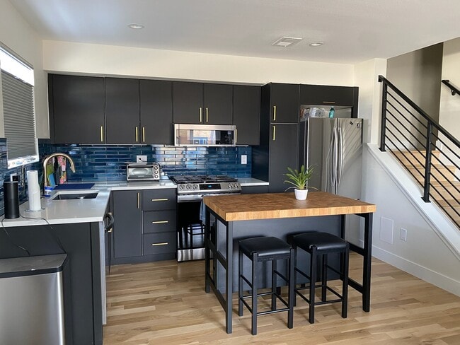 Building Photo - 2400 S Delaware St