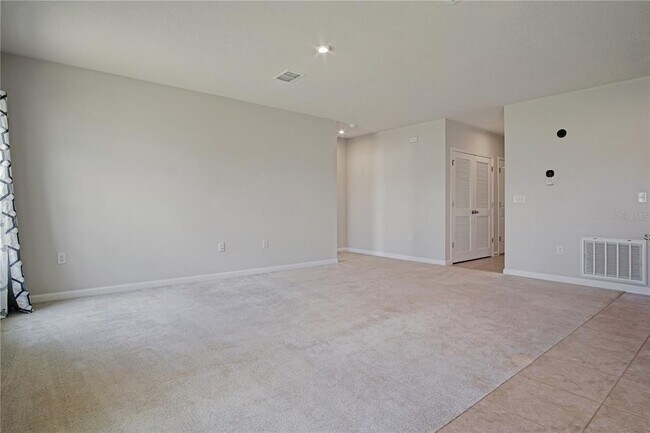 Building Photo - 1173 Lexington Ln