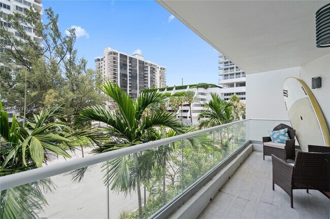 Building Photo - 6362 Collins Ave