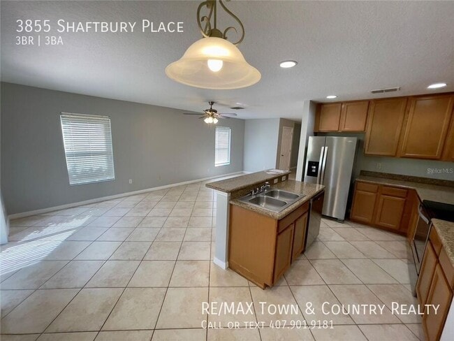 Building Photo - 3855 Shaftbury Pl