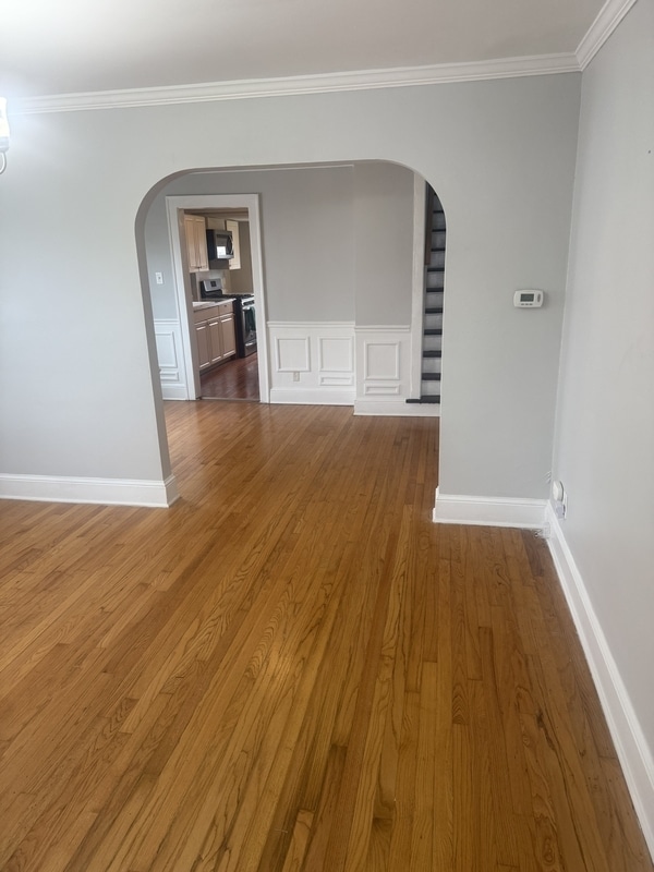 Building Photo - 14 Woodside Ave