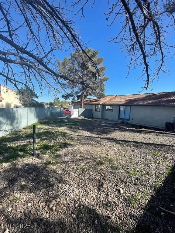 Building Photo - 3948 N Applecrest St