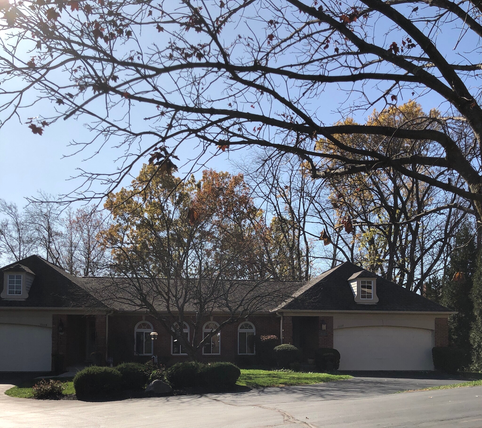 Front - 11117 Jardin Pl